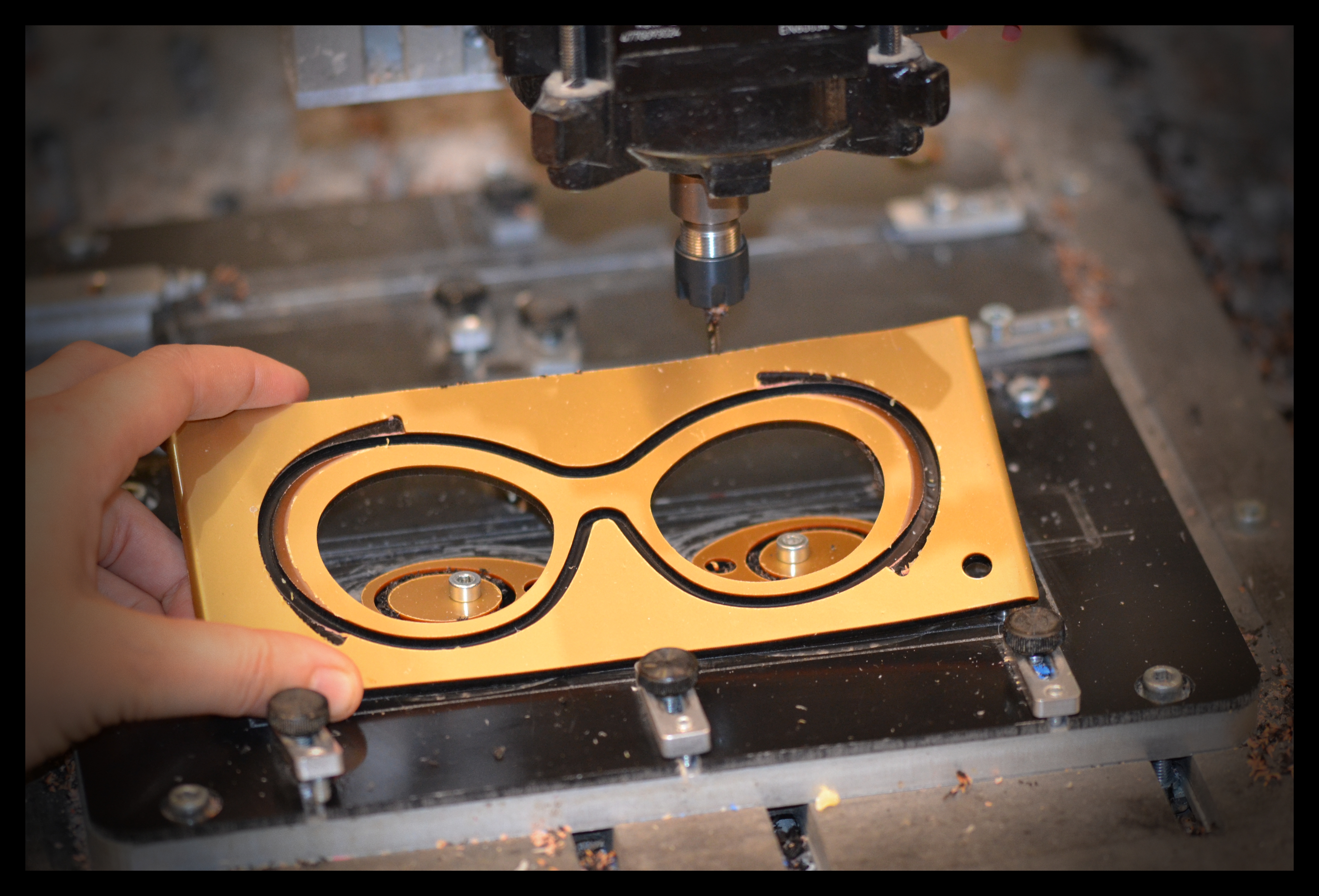 découpe lunettes cnc